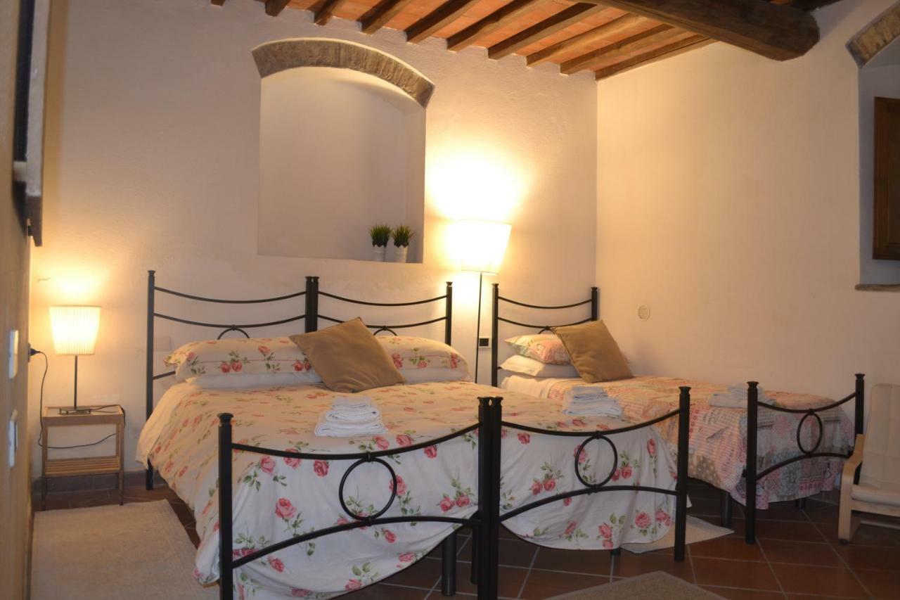 סקרפריה Podere Badia Valdrago Agriturismo Mugello Circuit מראה חיצוני תמונה