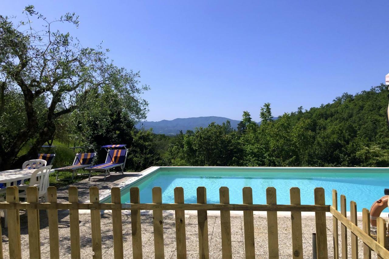 סקרפריה Podere Badia Valdrago Agriturismo Mugello Circuit מראה חיצוני תמונה